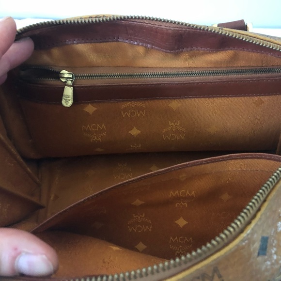 MCM BOSTON BAG - Picture 6 of 9